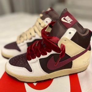 Nike Dunks High 1985